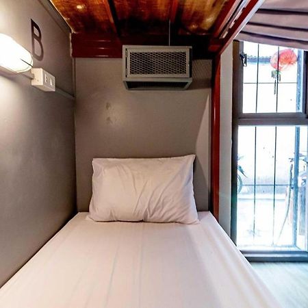 Loftel 22 Hostel Bangkok Esterno foto