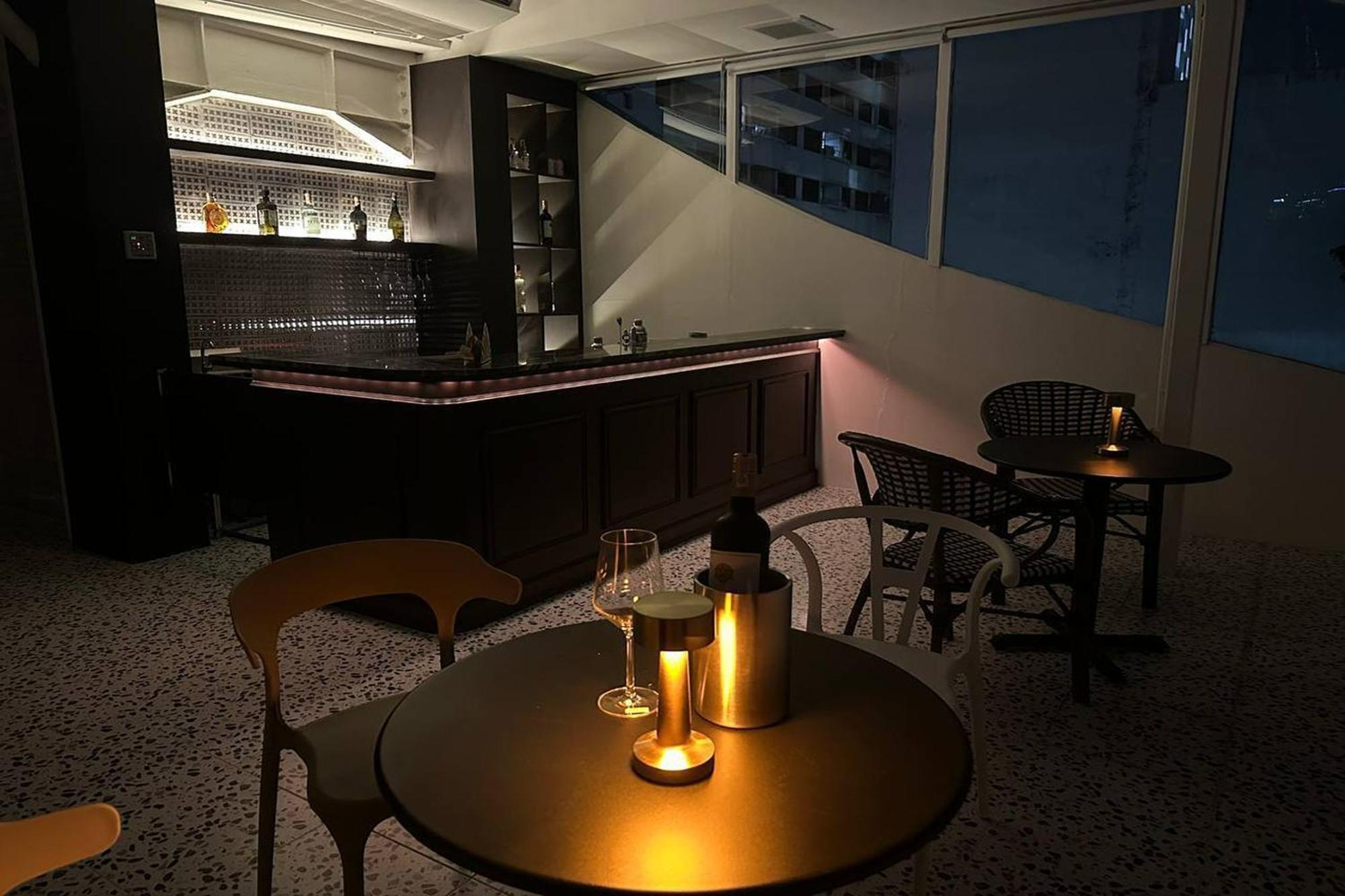 Loftel 22 Hostel Bangkok Esterno foto