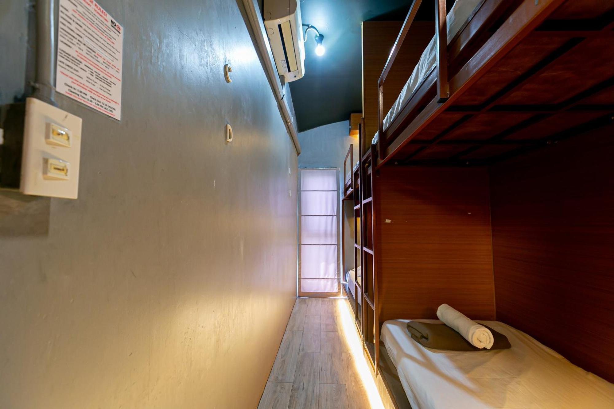 Loftel 22 Hostel Bangkok Esterno foto