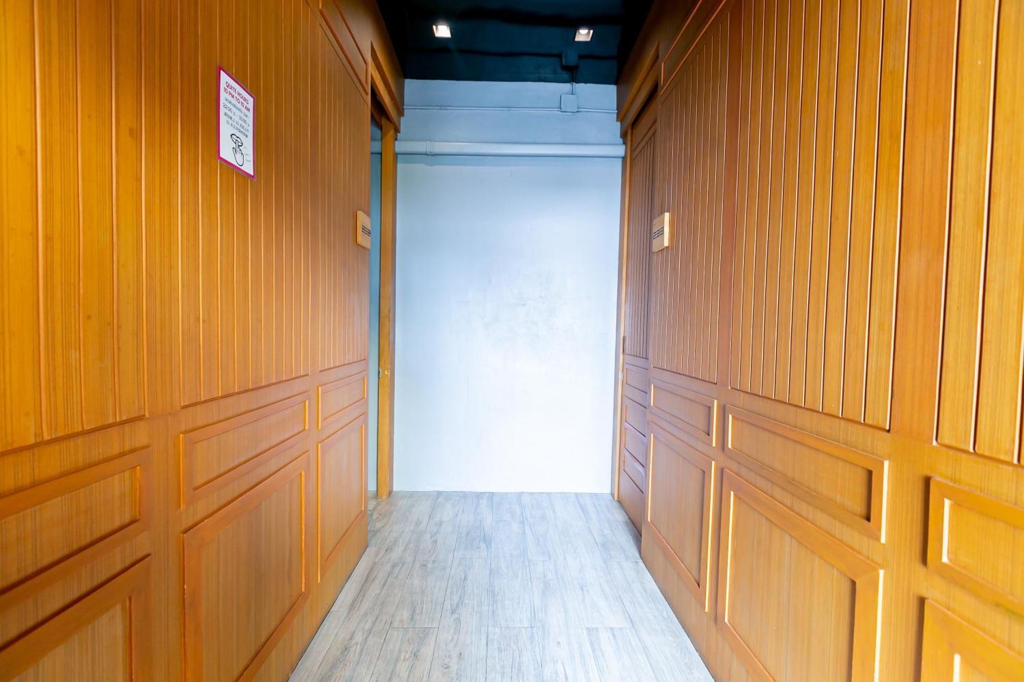 Loftel 22 Hostel Bangkok Esterno foto