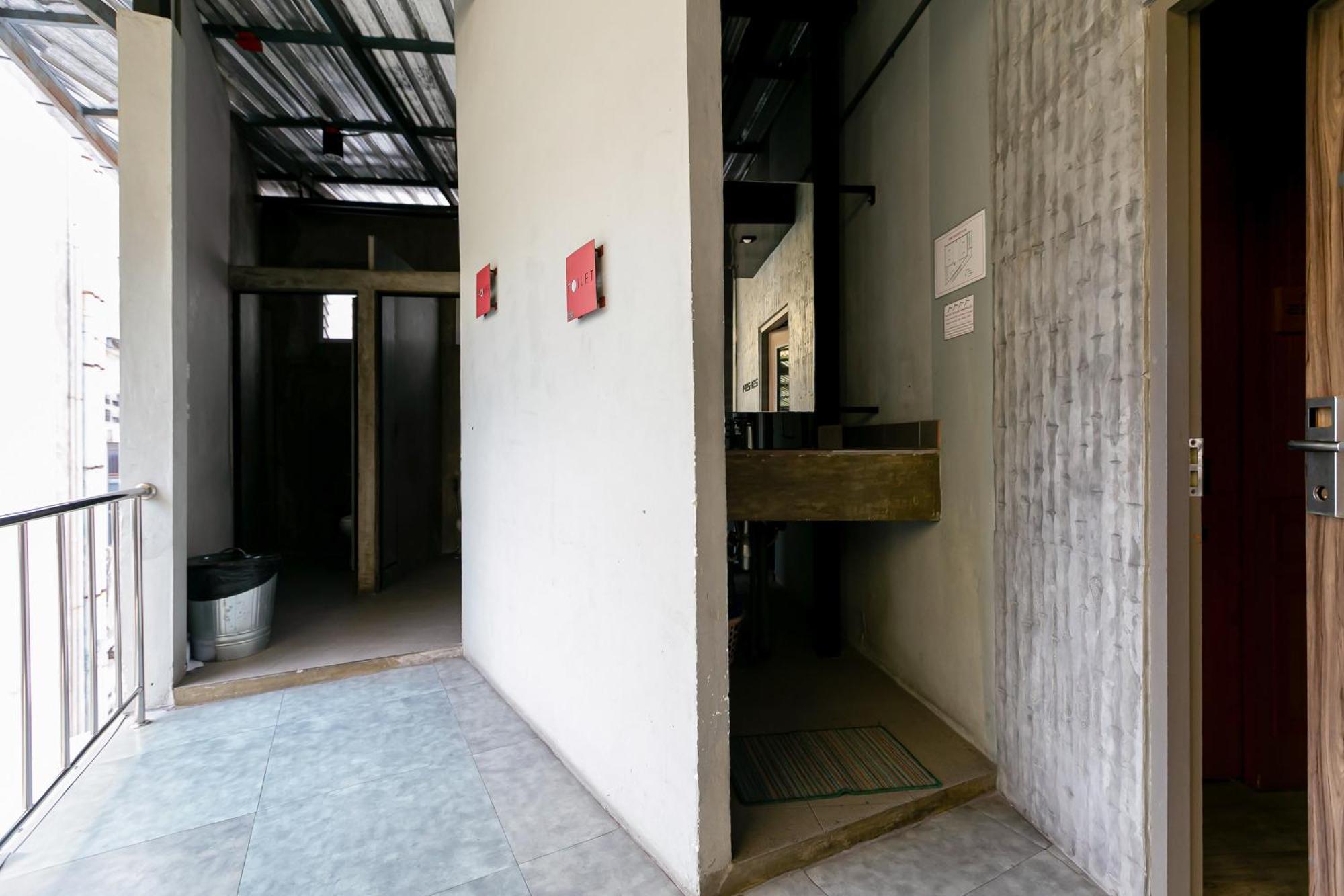 Loftel 22 Hostel Bangkok Esterno foto