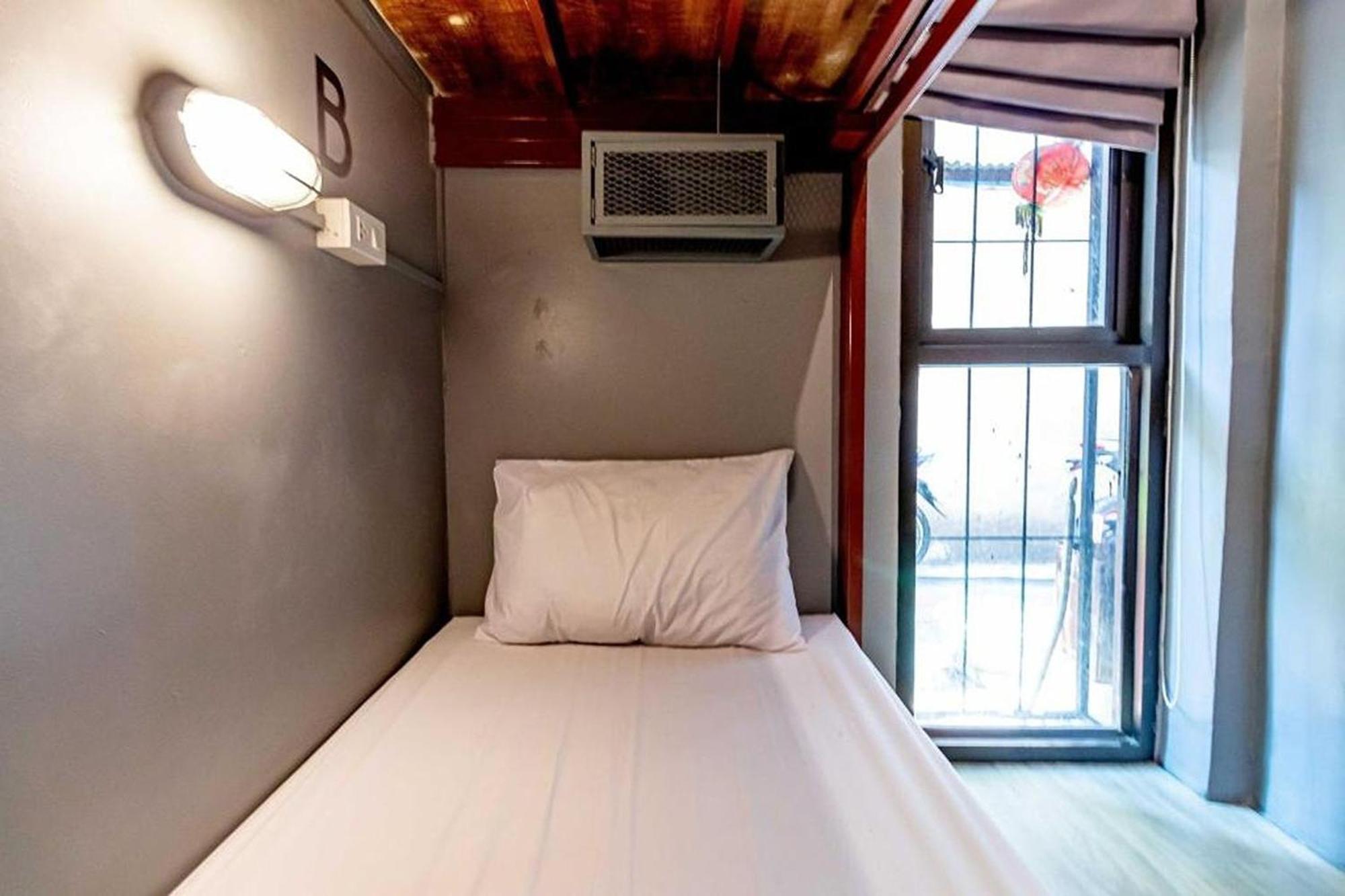 Loftel 22 Hostel Bangkok Esterno foto