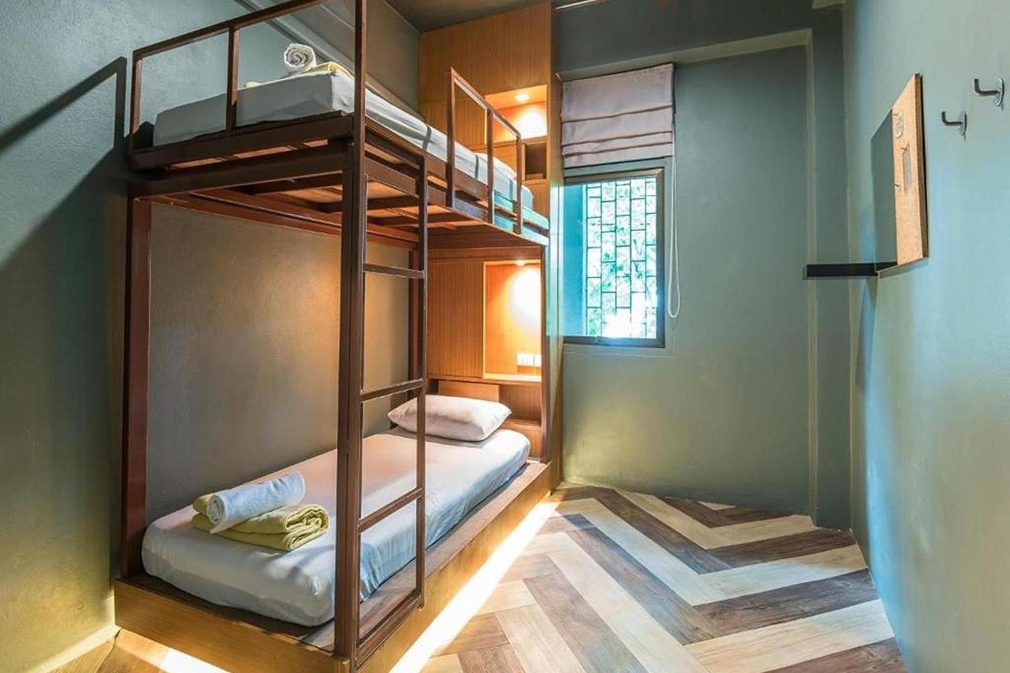 Loftel 22 Hostel Bangkok Esterno foto