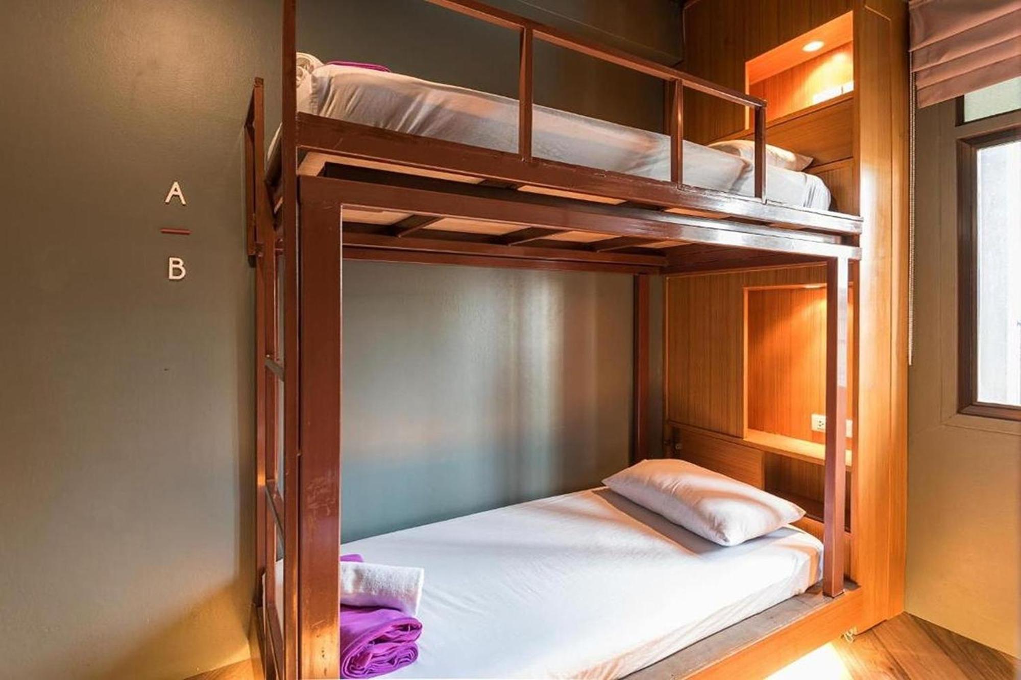 Loftel 22 Hostel Bangkok Esterno foto