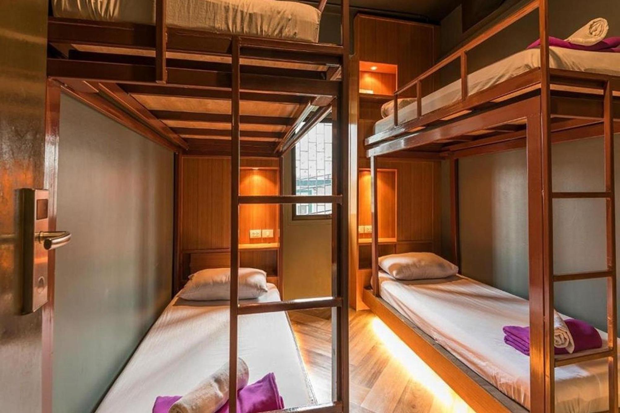 Loftel 22 Hostel Bangkok Esterno foto