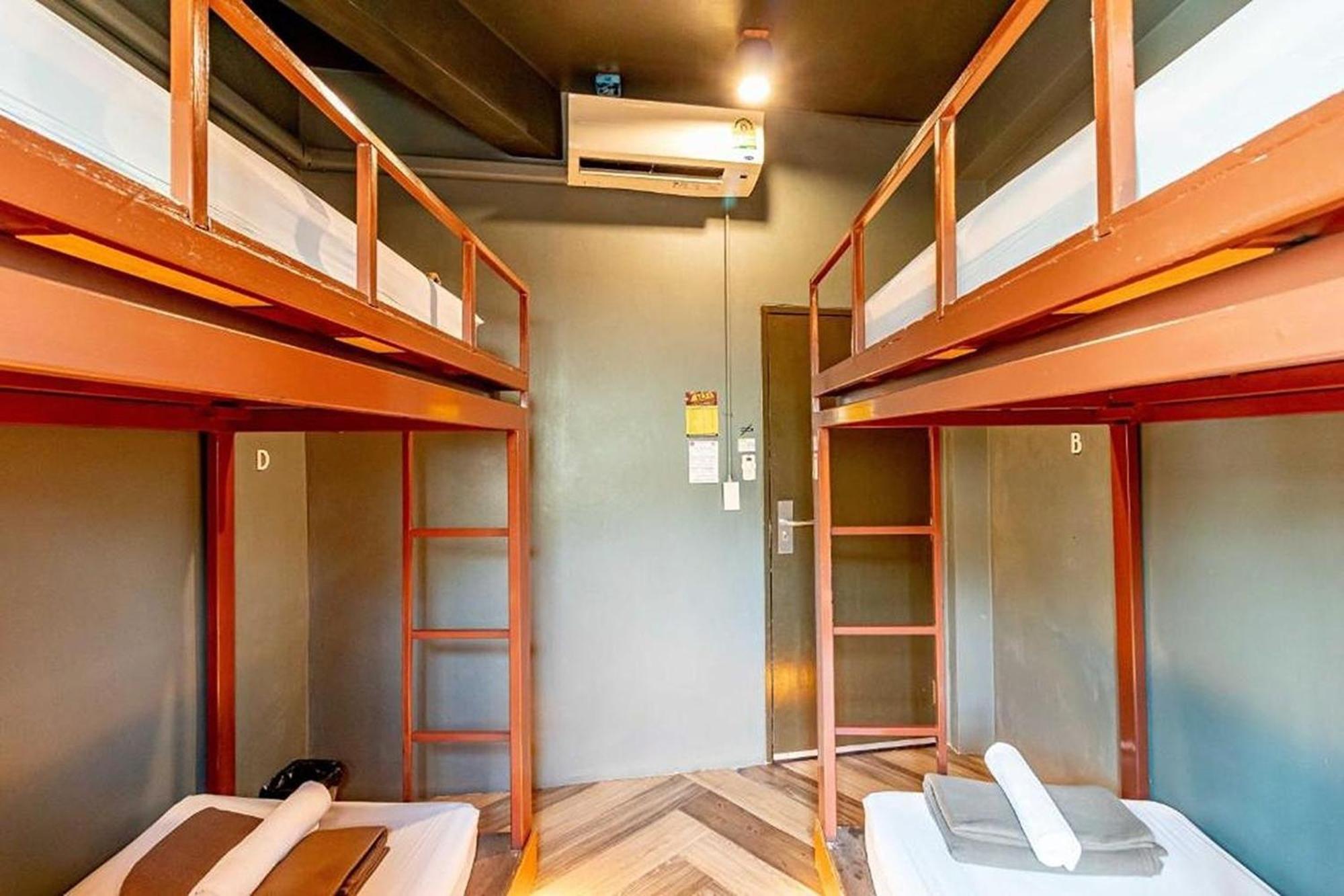 Loftel 22 Hostel Bangkok Esterno foto